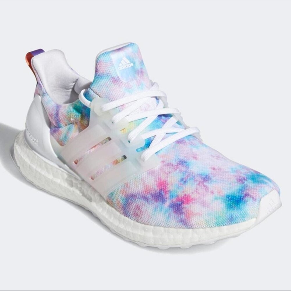 Adidas Ultraboost 4.0 DNA Size 9.5 Like New